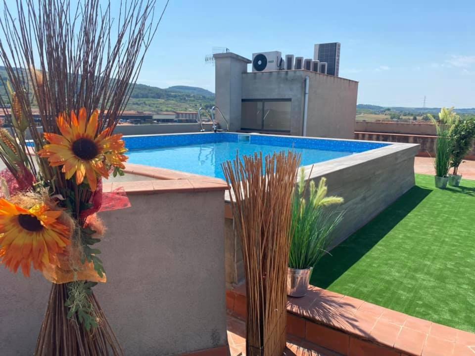 Hotel Fonda Neus Sant Sadurní dʼAnoia Bagian luar foto