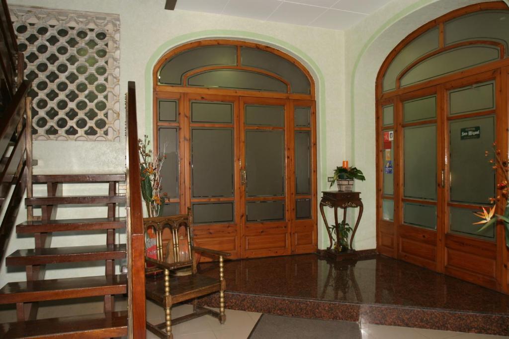 Hotel Fonda Neus Sant Sadurní dʼAnoia Bagian luar foto